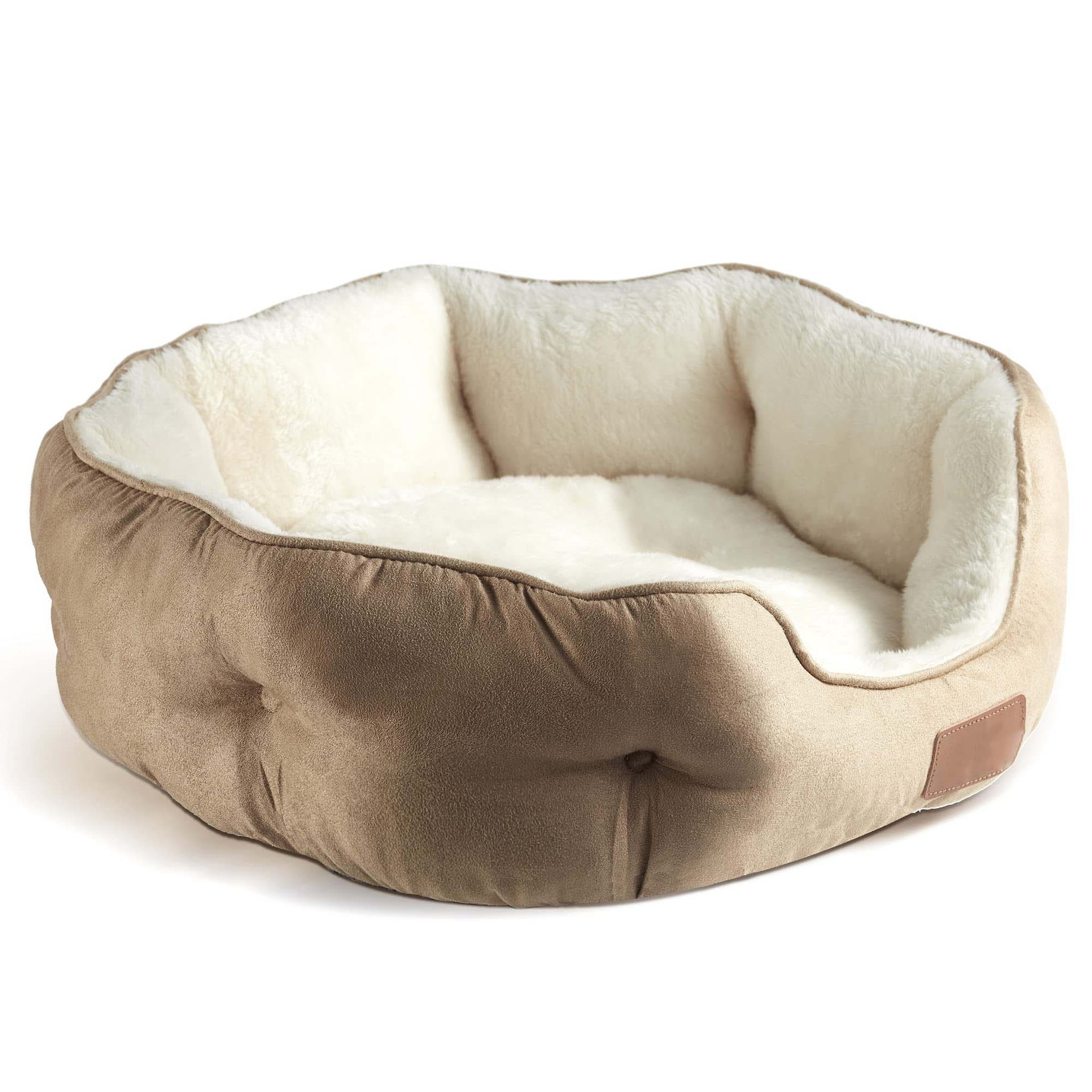 Hot Sale Eco-Friendly Solid Pattern Sofa Bed Nest Durable Pet Bed for Dogs All Sizes Breathable Removable Washable Winter Four