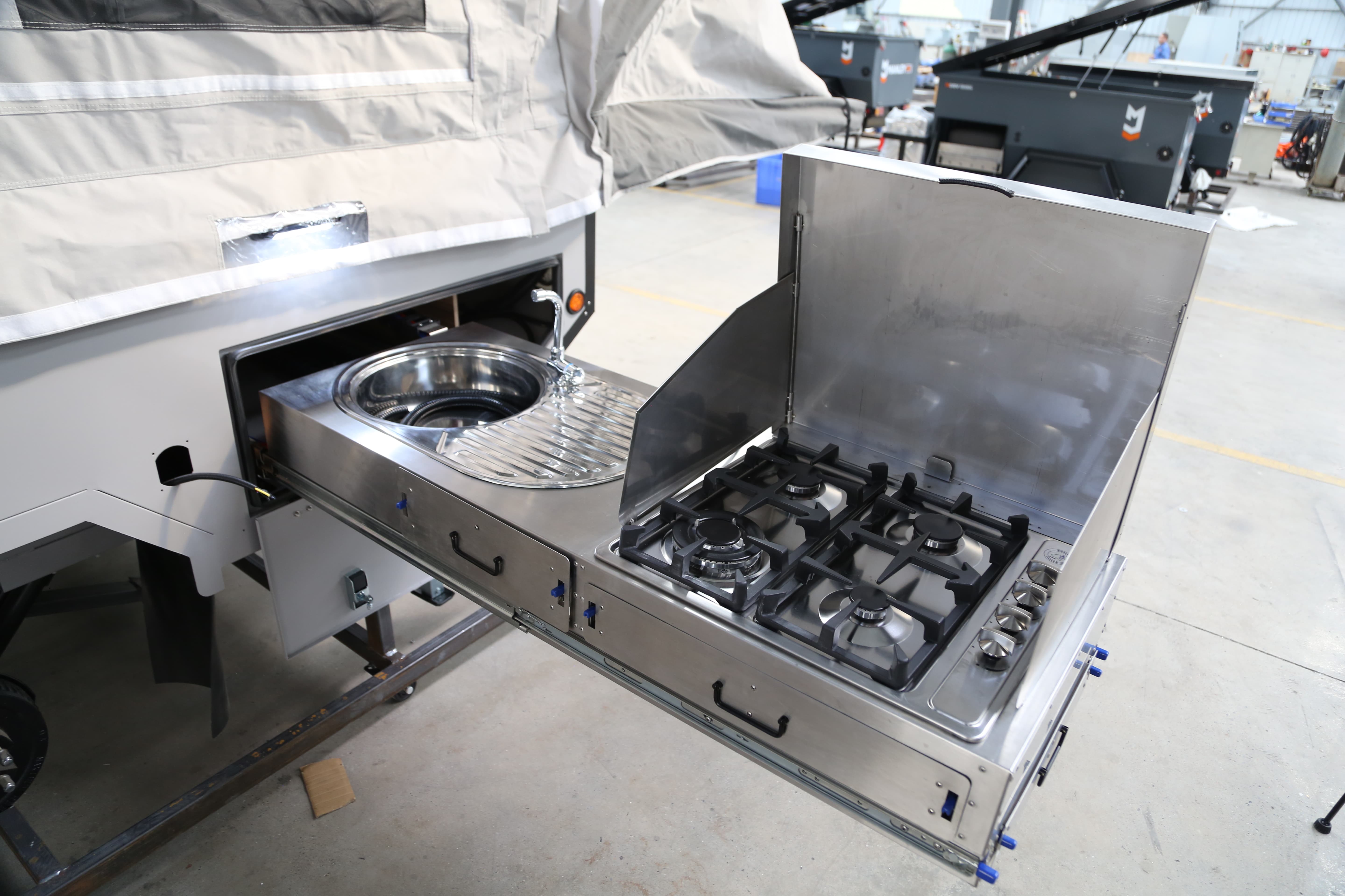 Luxury Off Road Camper Trailer Forward Folding RV Caravan with Inflatable Air Tent and Slide Out Kitchen