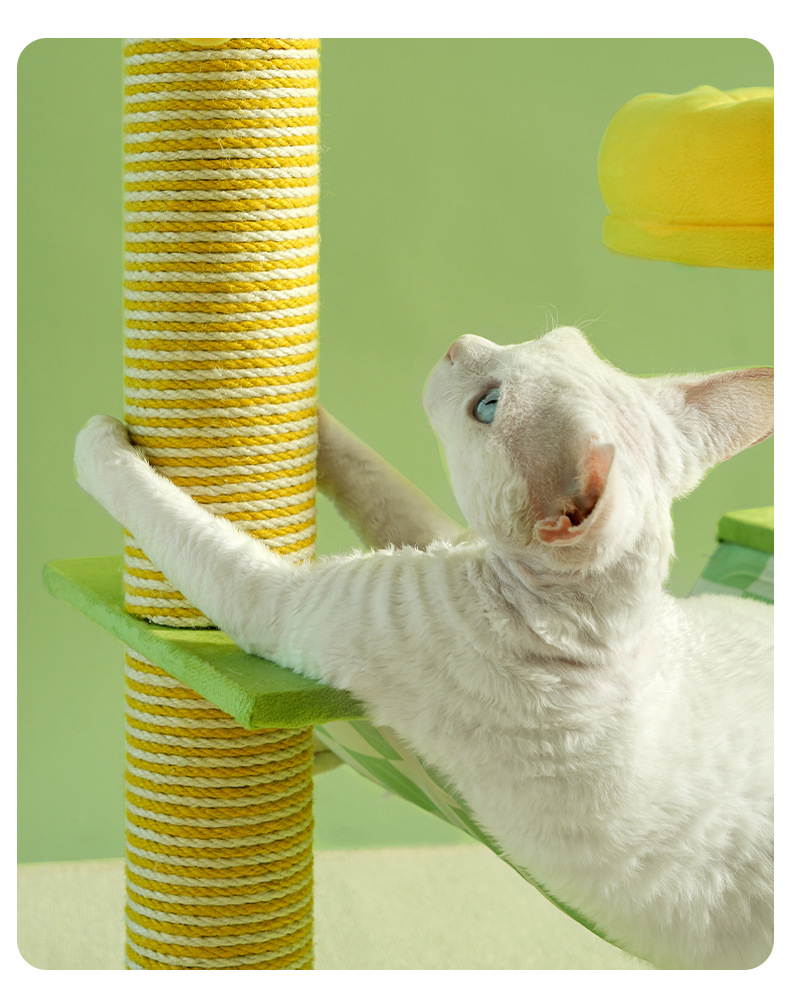 Cat climbing frame detail 3
