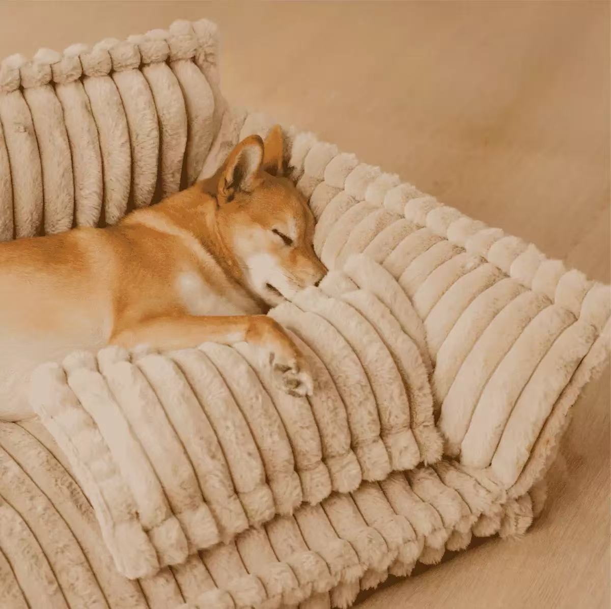 Pet Sofa-style Cat and Dog Universal Model, a Warm and Soft Pet Bed Suitable for All Seasons.