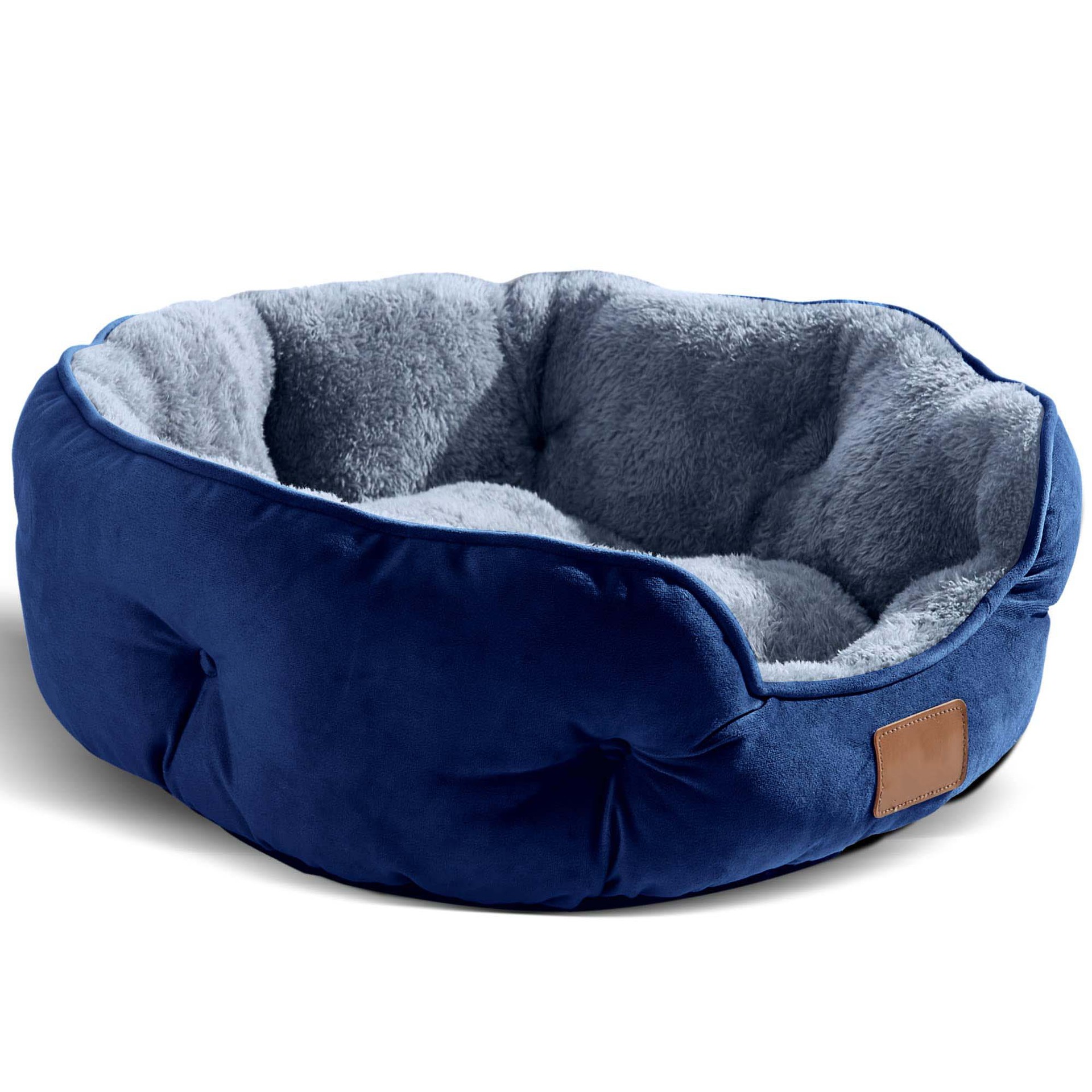 Hot Sale Eco-Friendly Solid Pattern Sofa Bed Nest Durable Pet Bed for Dogs All Sizes Breathable Removable Washable Winter Four