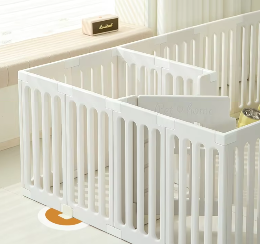 2026 New Product Pet Playpen For Small Medium Dogs Indoor Villa Car Roller Free Movable Thickened Plastic Animal Design