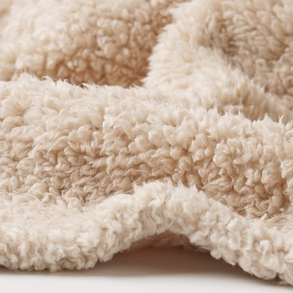 Pet Blanket Detail 2