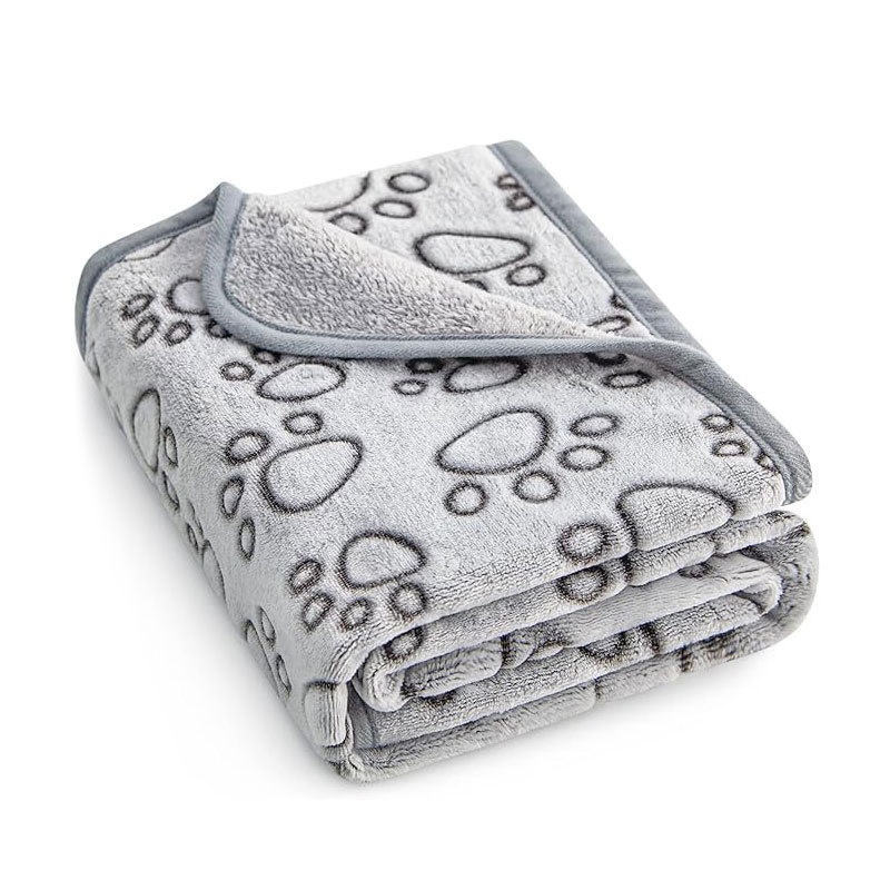 Soft Fluffy Pet Blanket Cute Cartoon Pattern Pet Mat Warm and Comfortable Blanket for Cat Dogs