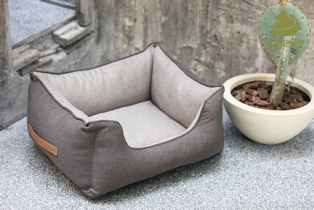 Rectangular Linen Fabric Dog Sofa Bed Comfortable Sustainable Pet Sofa Bed
