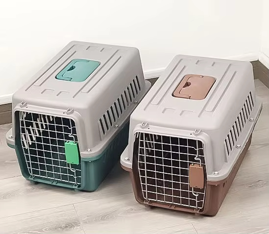 Colorful Plastic Small Animal Transport Shipping Cage Airline Pet Carrier for Dogs and Cats Outdoor Carry Boxes