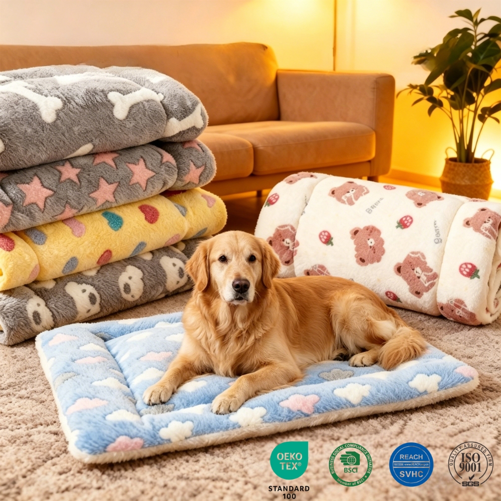 Flannel Double-sided Pet Mats Short Plush Pet Sleeping Bed for Small Dogs OEM ODM Cute Pet Pad Mat