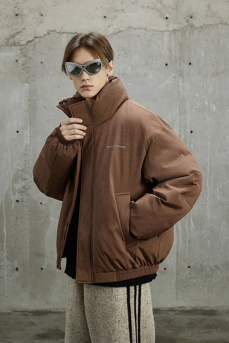 Men's Stand Collar Down Jacket Detail