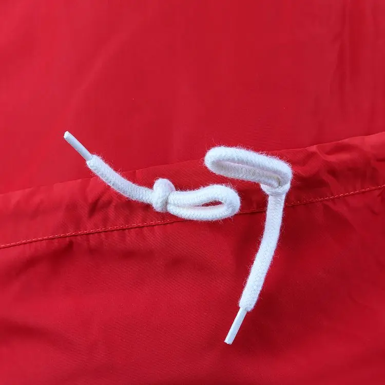 Lifestyle Pullover Display