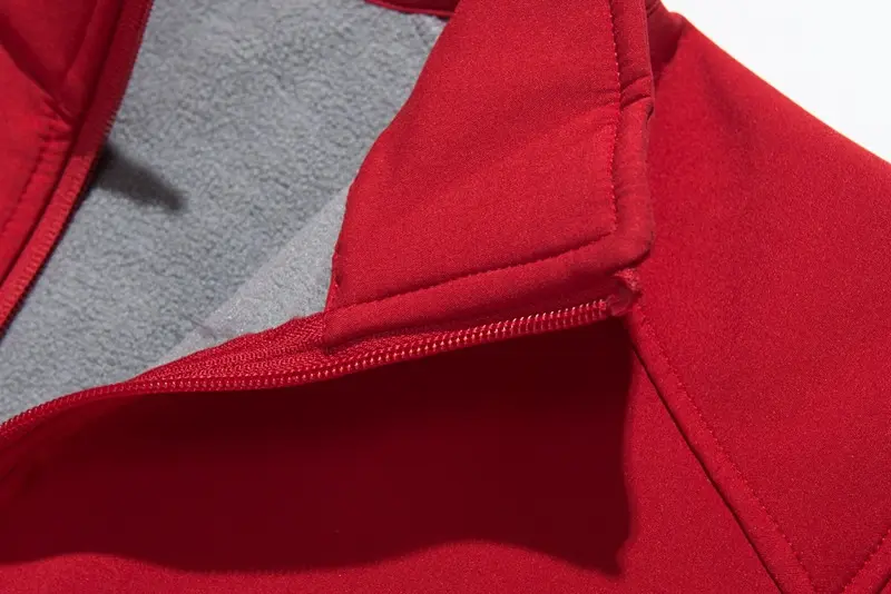 Men's Outdoor Jacket Detail 2