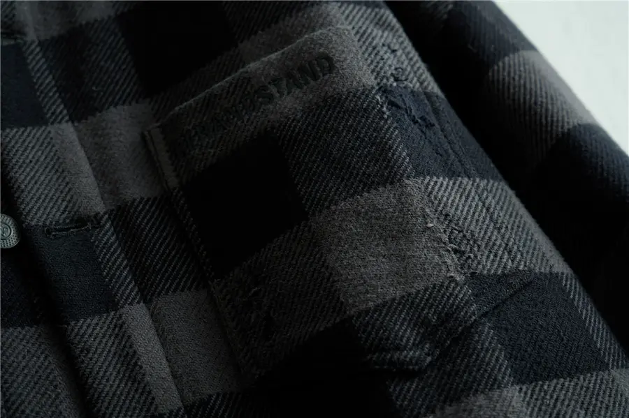 Men's flannel plaid down jacket detail 2