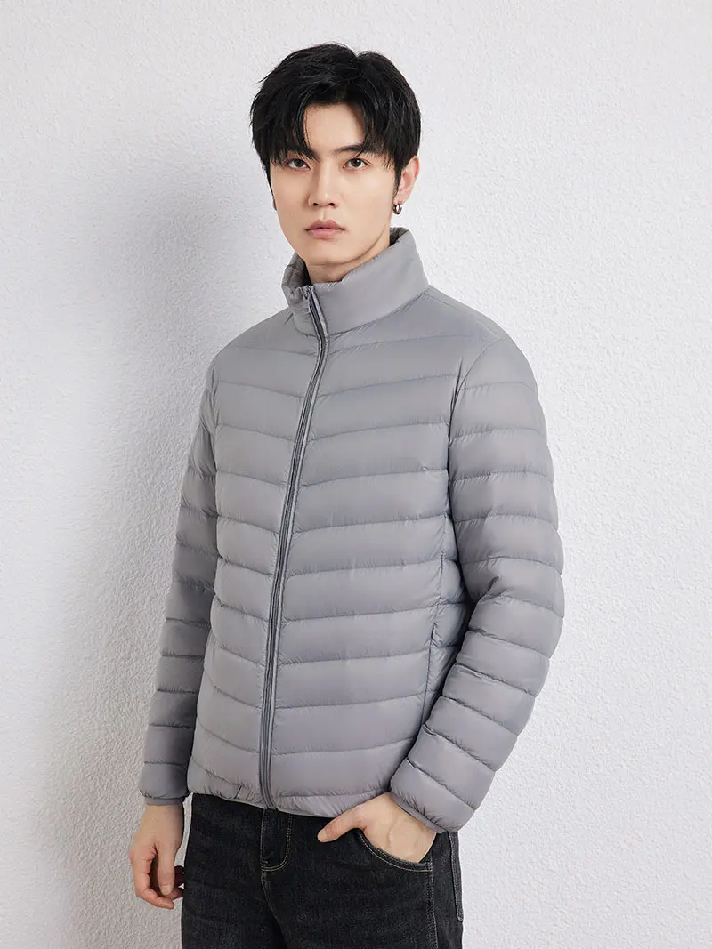 Men's lightweight down jacket detail 5