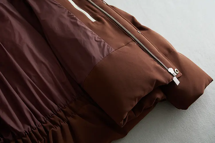 Men's Stand Collar Down Jacket Texture