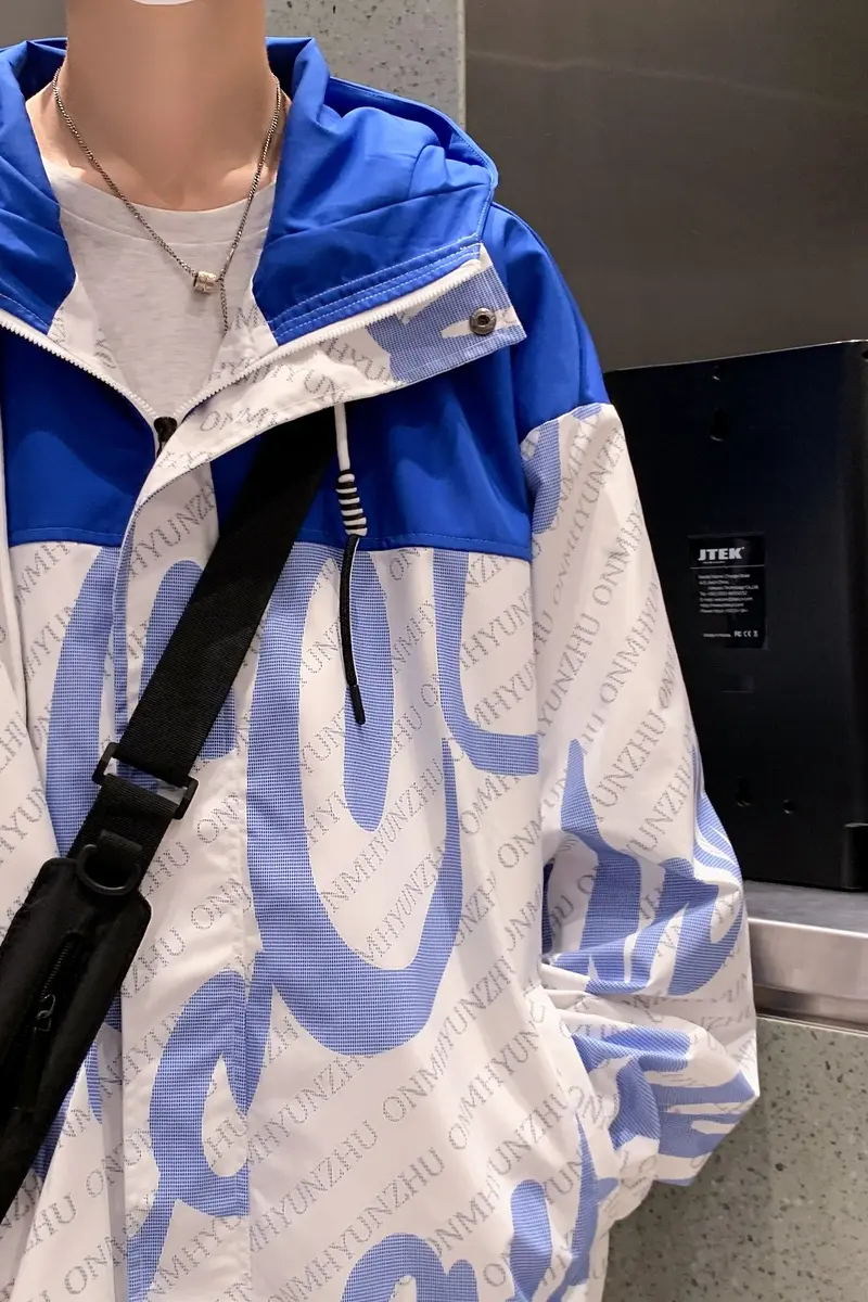 Men's Windbreaker Detail 4