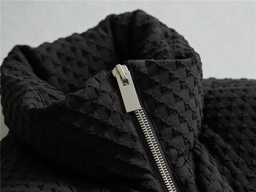 Men's stand collar jacket detail 2