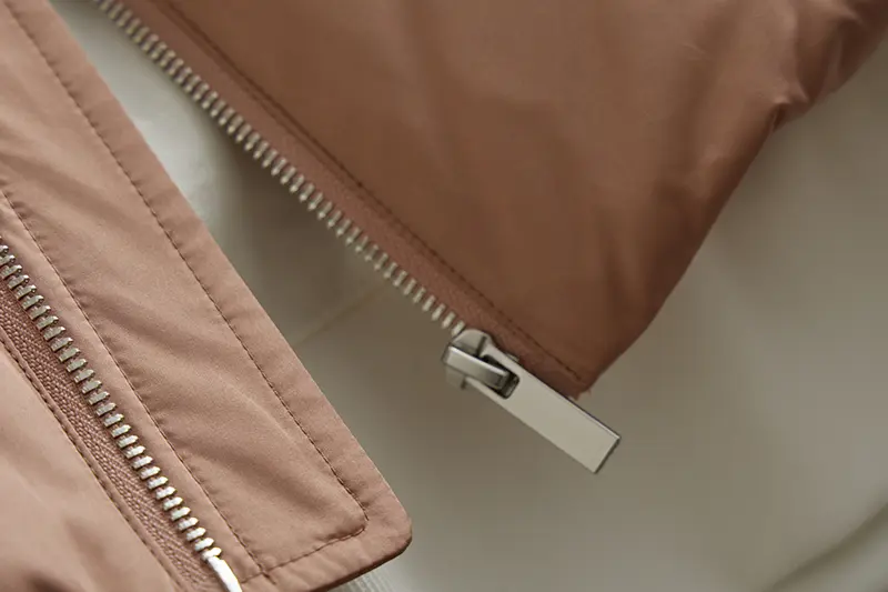 Men's Down Vest Jacket Detail 3