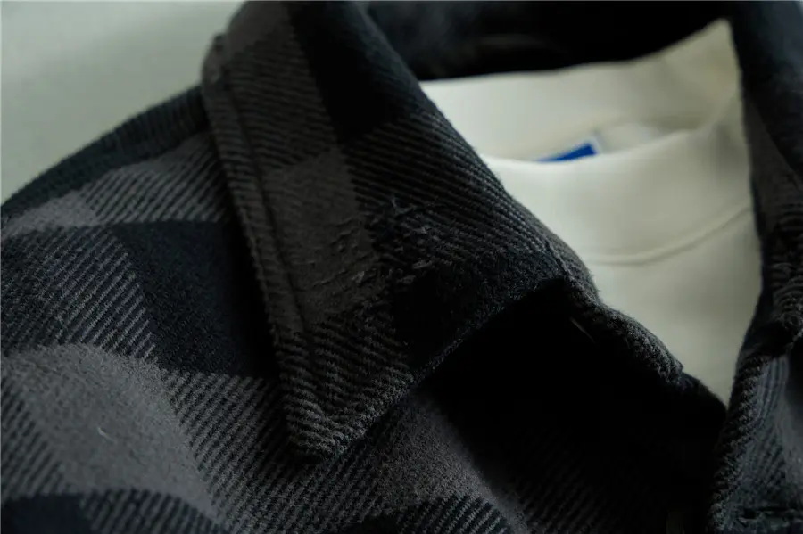 Men's flannel plaid down jacket detail 3