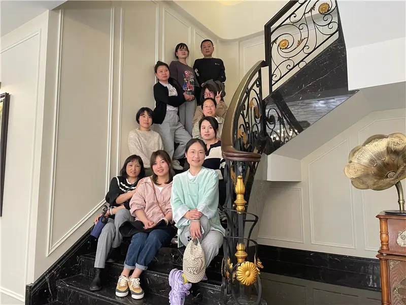 Professional jacket production and quality control at Zhongda Wincome Hangzhou factory