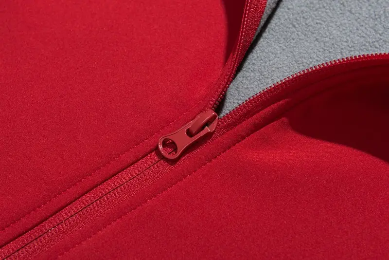 Men's Outdoor Jacket Detail 3