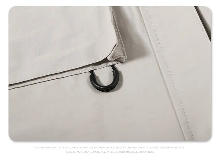 Men's zip-up jacket pocket design