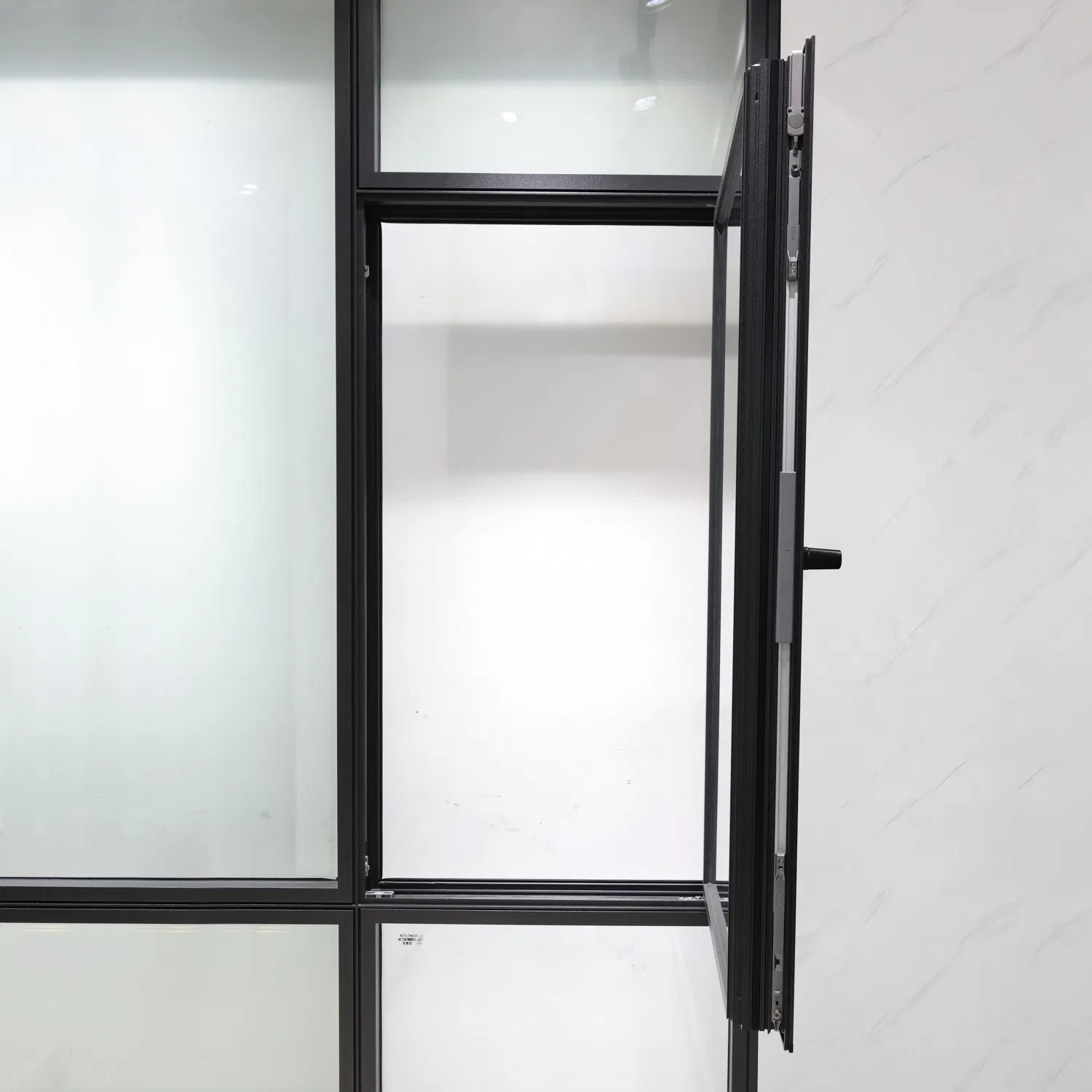 Narrow Frame Slim Frame Thermal Break High Insulated Triple Glass Casement Windows