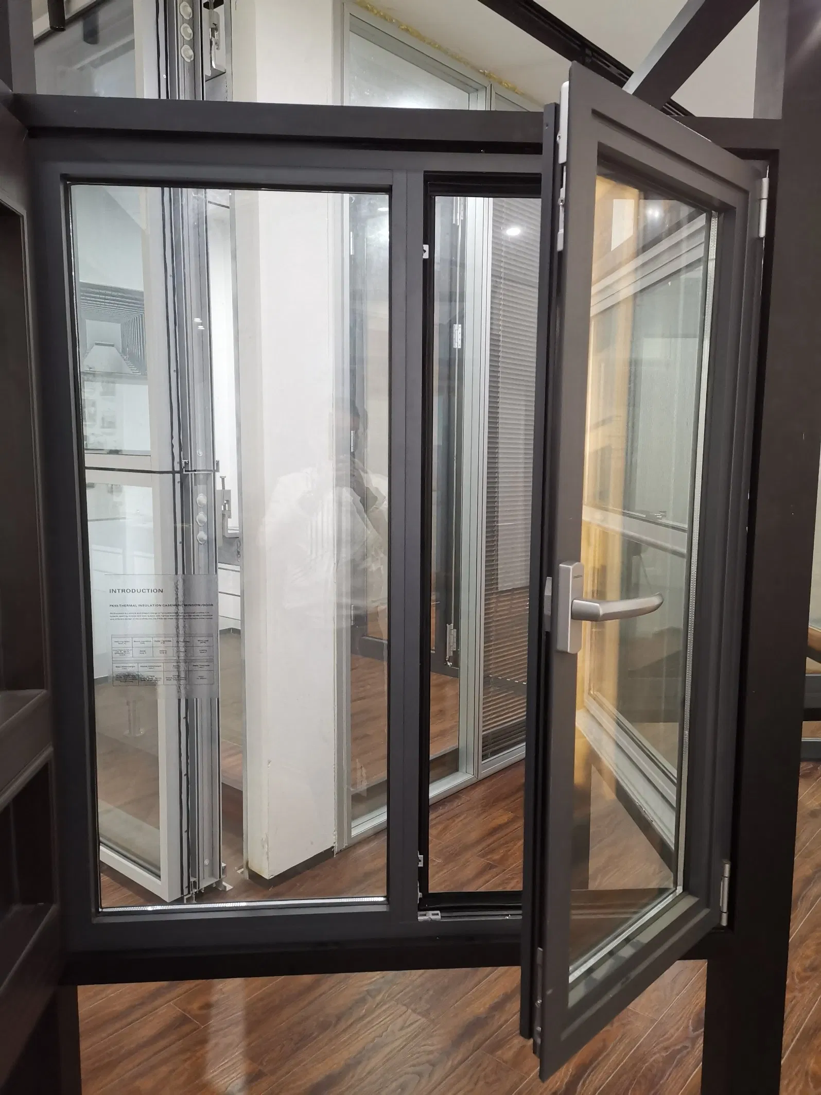 Design PRO Aluminium Casement/Swing Window with Steel Fly Screen