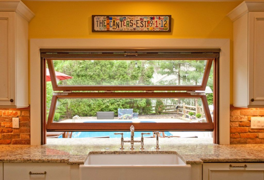 Factory Direct Supply Aluminum Frame Fold up Window Hotel/Restaurant Glass Vertical Lift up Bi-Fold Window