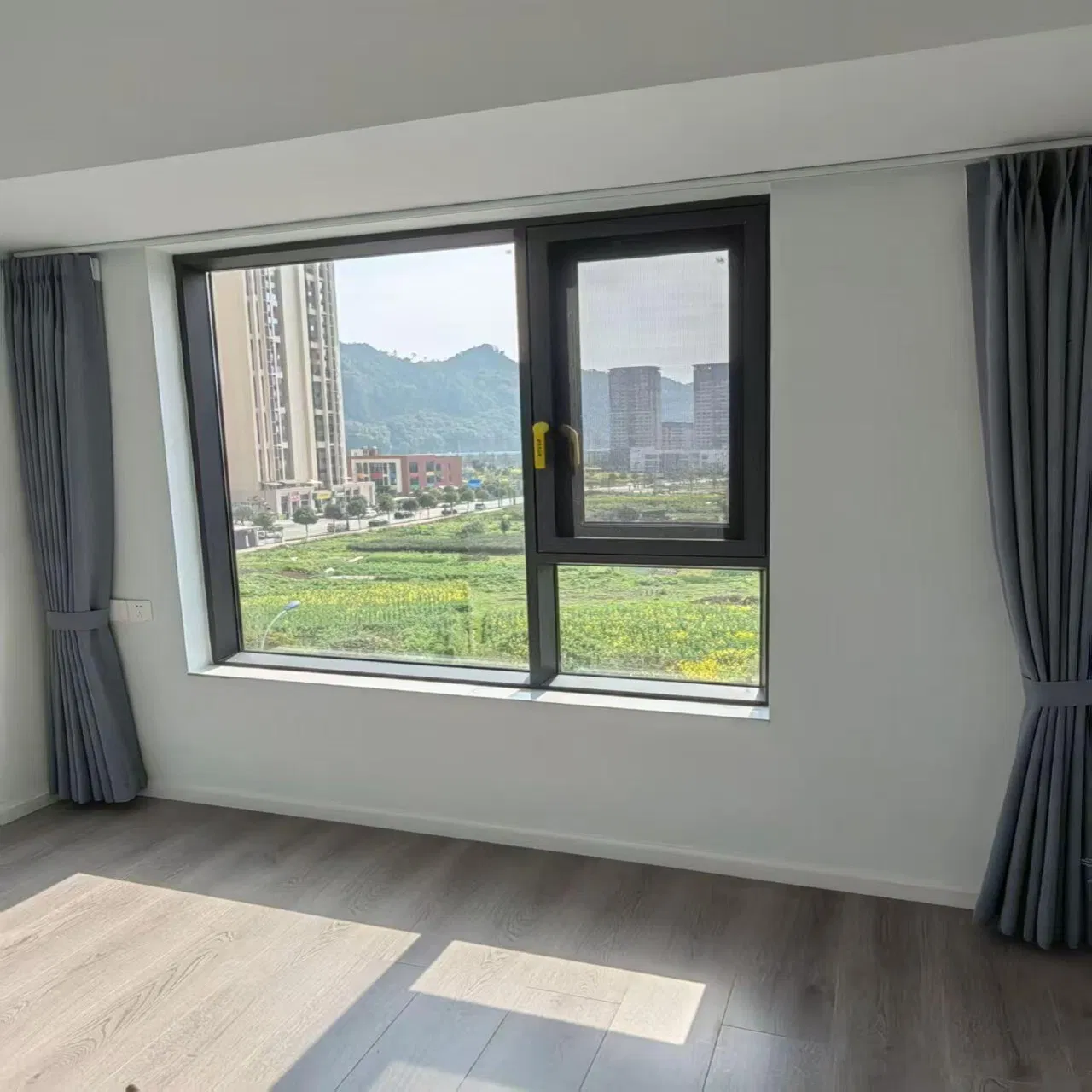 Standard Specifications or Customized Classic Winstar Sichuan, China Aluminum Glass Casement Window