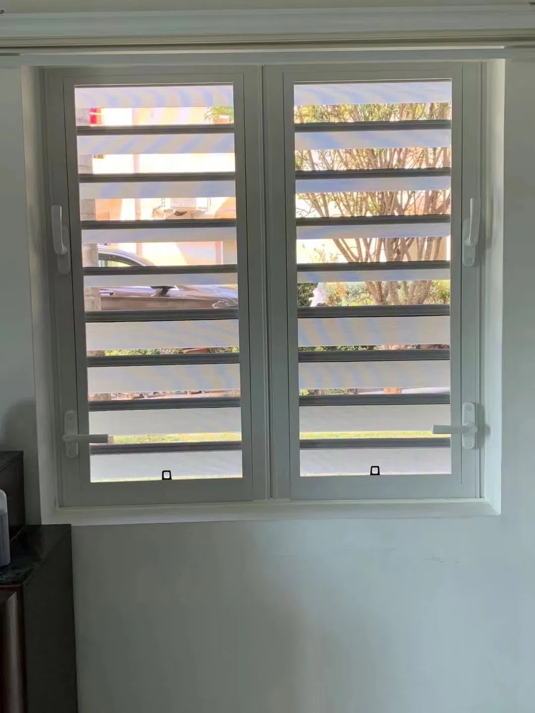 Aluminium Louver Window 4