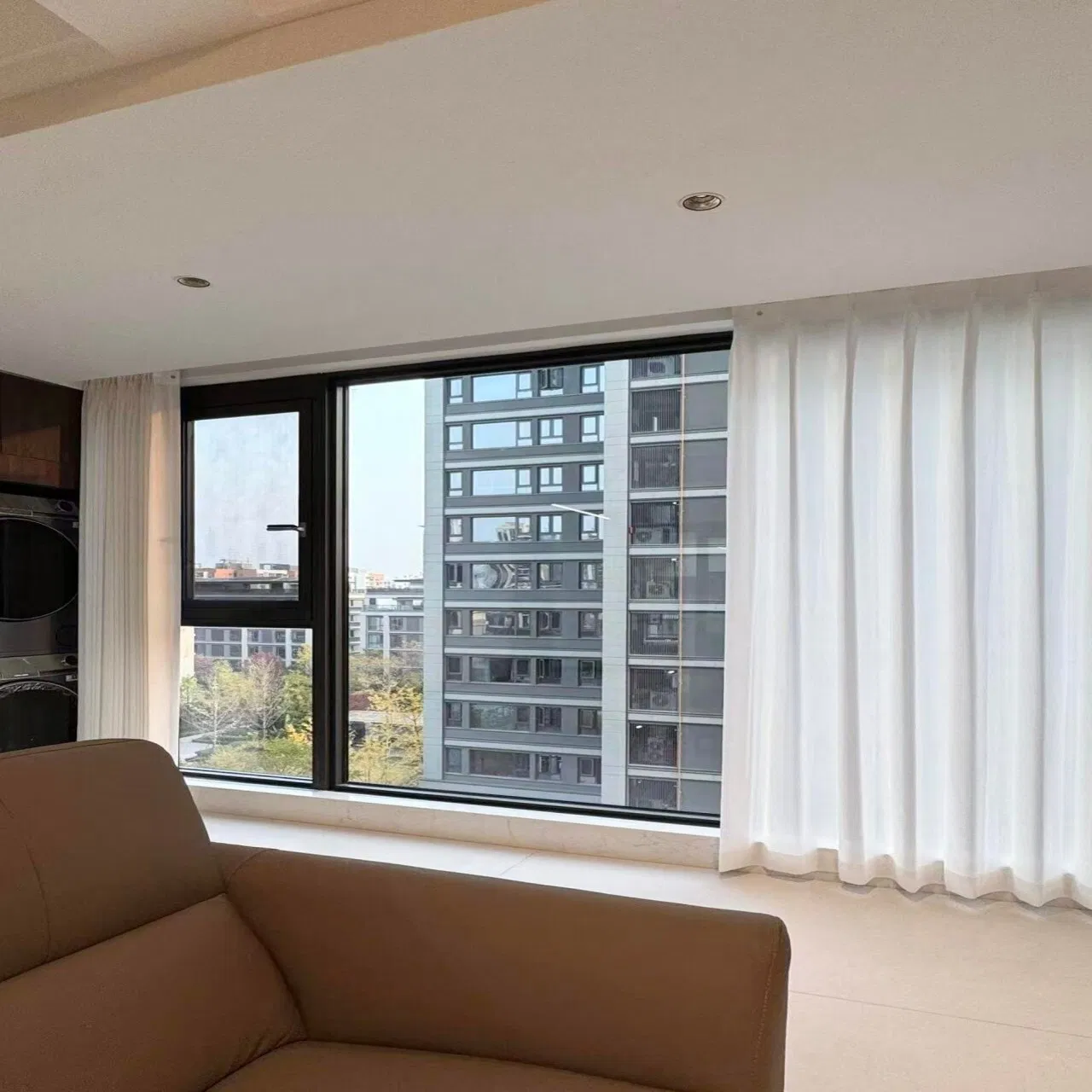 2. Wholesale Custom Aluminum Double Glass Slim Aluminium Casement Window Frame Impact-Resistant Security Tempered Window, Soundproof for Urban Apartment