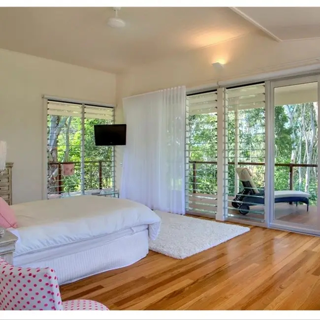 Modern Style Aluminum Profile Glass Jalousie Customized Adjustable Glass Louver Window