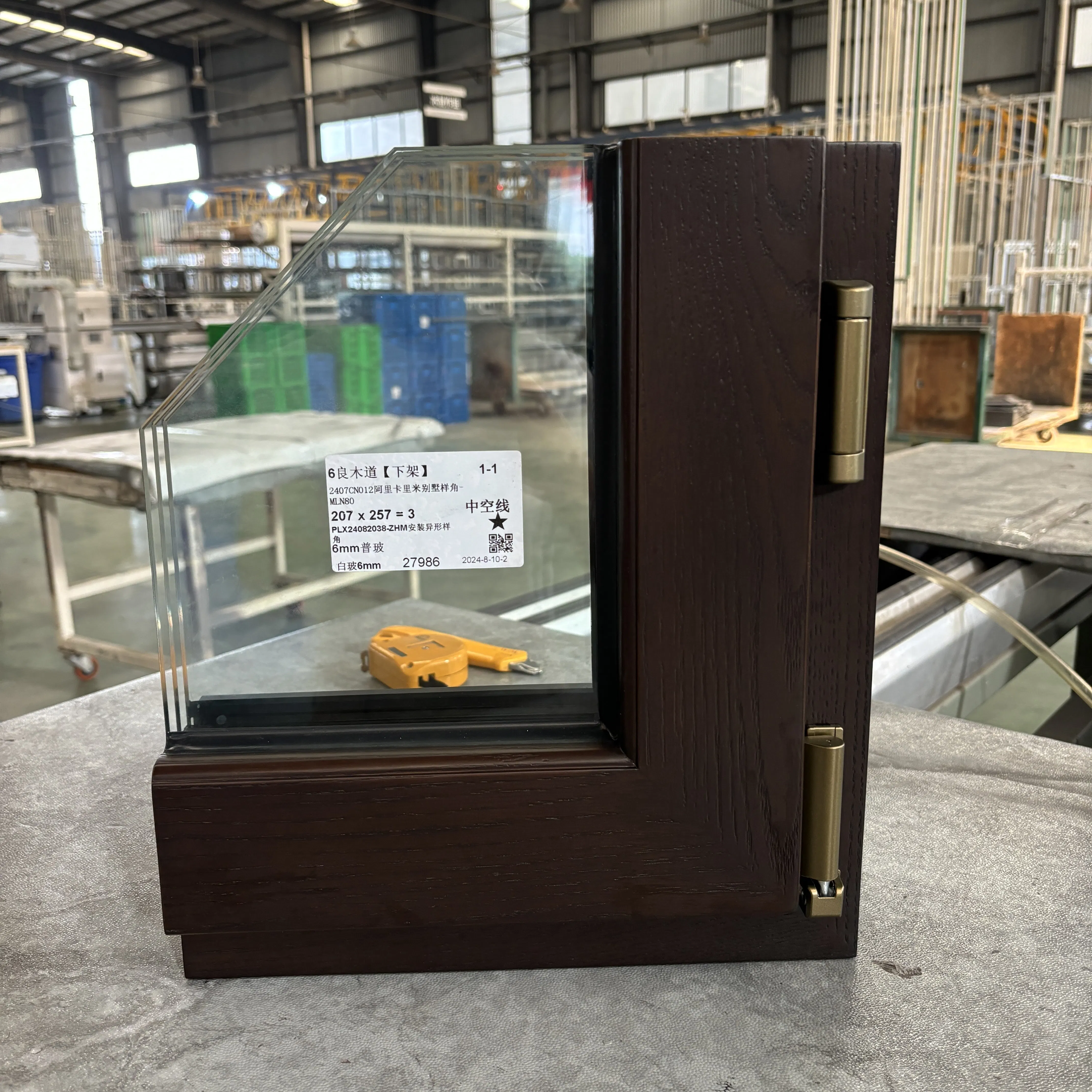 Thermally Broken Aluminum Aluminium Wood Wooden Casement Glass Window with Folding Mosquito Screen for Hotel Home Villa Bedroom Livingroom