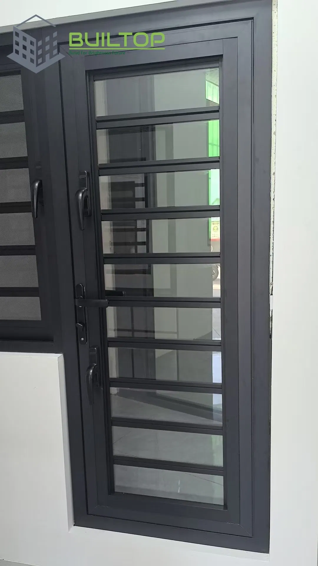 Low-Maintenance Aluminum Glass Jalousie Window Shutters