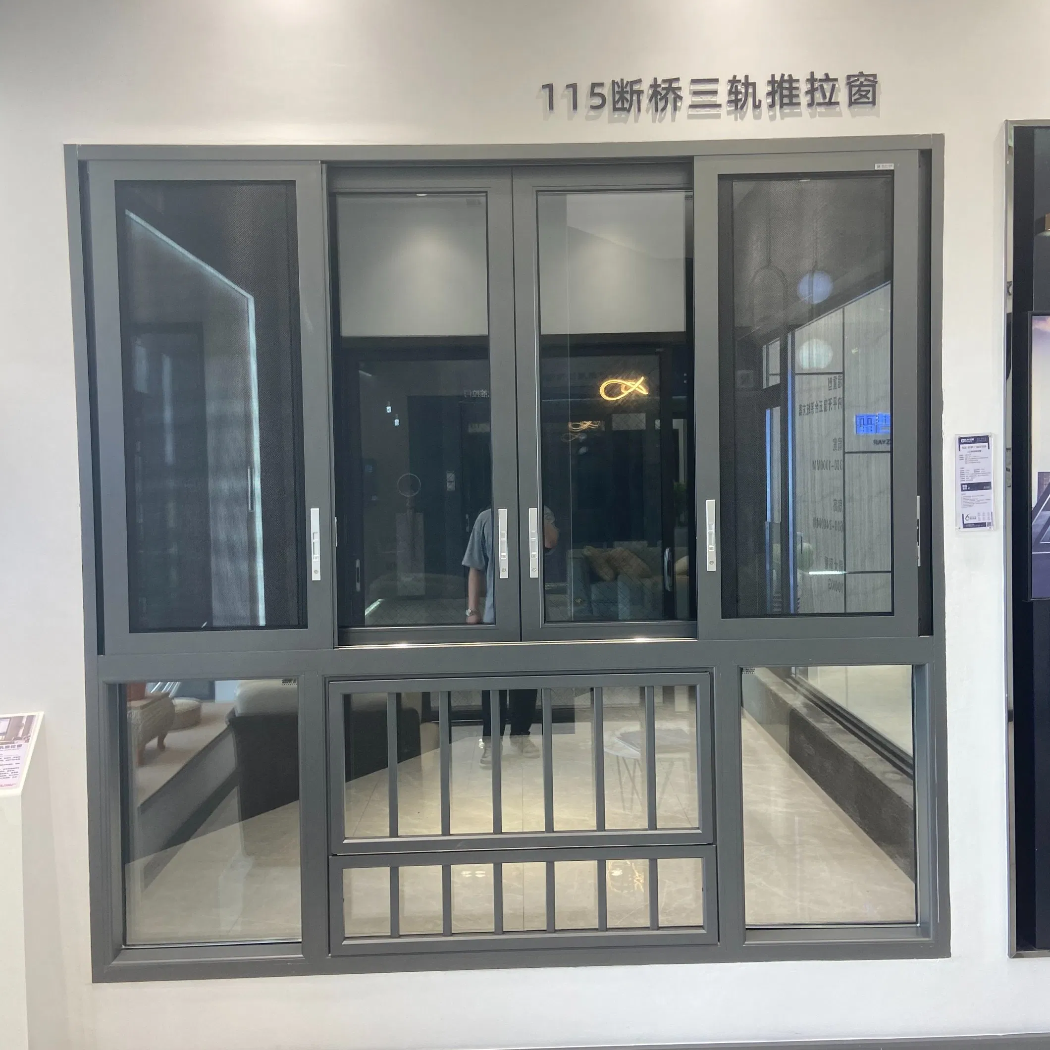 Foshan Soundproof 3 Track Double Glass Aluminium Sliding Window