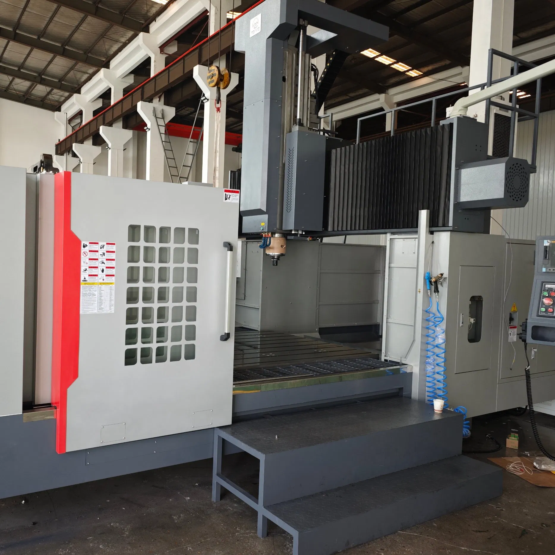 3/4/5-Axis Vertical High Rigidity Fixed Beam Vertical CNC Milling Gantry Machining Center for Steel &amp; Alloys Molds with Syntec Fanuc Controller Options
