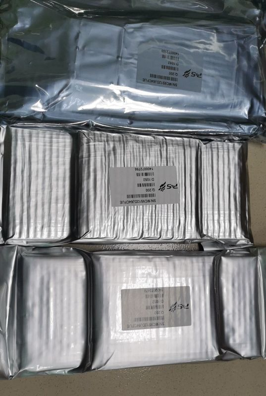 Xc7vx980t-2ffg1930c AMD Integrated Circuits (ICs) Xcvu3p-2ffvc1517e Xc7vx550t-3ffg1158e Xcku095-2ffvb2104I Xcvu5p-2flva2104e