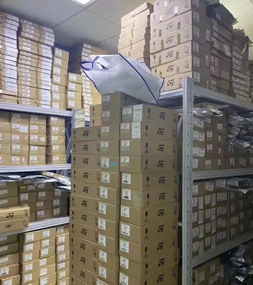 Cc0805kkx5r8bb106 Ceramic Capacitors Mlcc - SMD/SMT 25 V 10 UF