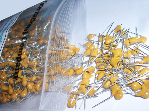 Premium Ceramic Capacitors for Electronic Devices - Various Sizes
