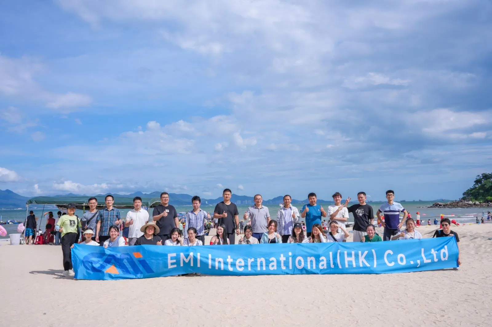 Original Ad9253bcpz-105, Ltc2271iukg, Adi Ad9915bcpz, Analog Devices Direct Digital Synthesizer Adi Electronic Components Microcomponents