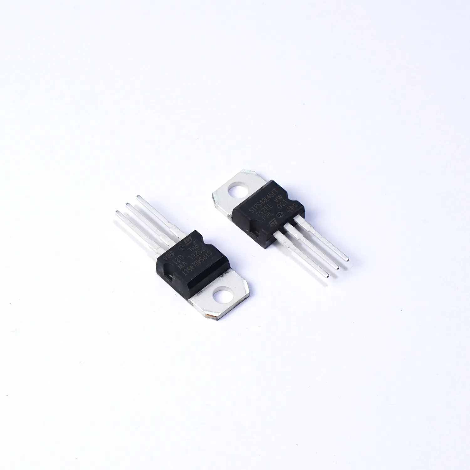 Original Ics of Texas with Goods in Stock Dac7612u/2K5 Tlv62569pddcr Amc3301qdwerq1 CSD95375q4m TM4c123gh6pzi TPS54160adgq