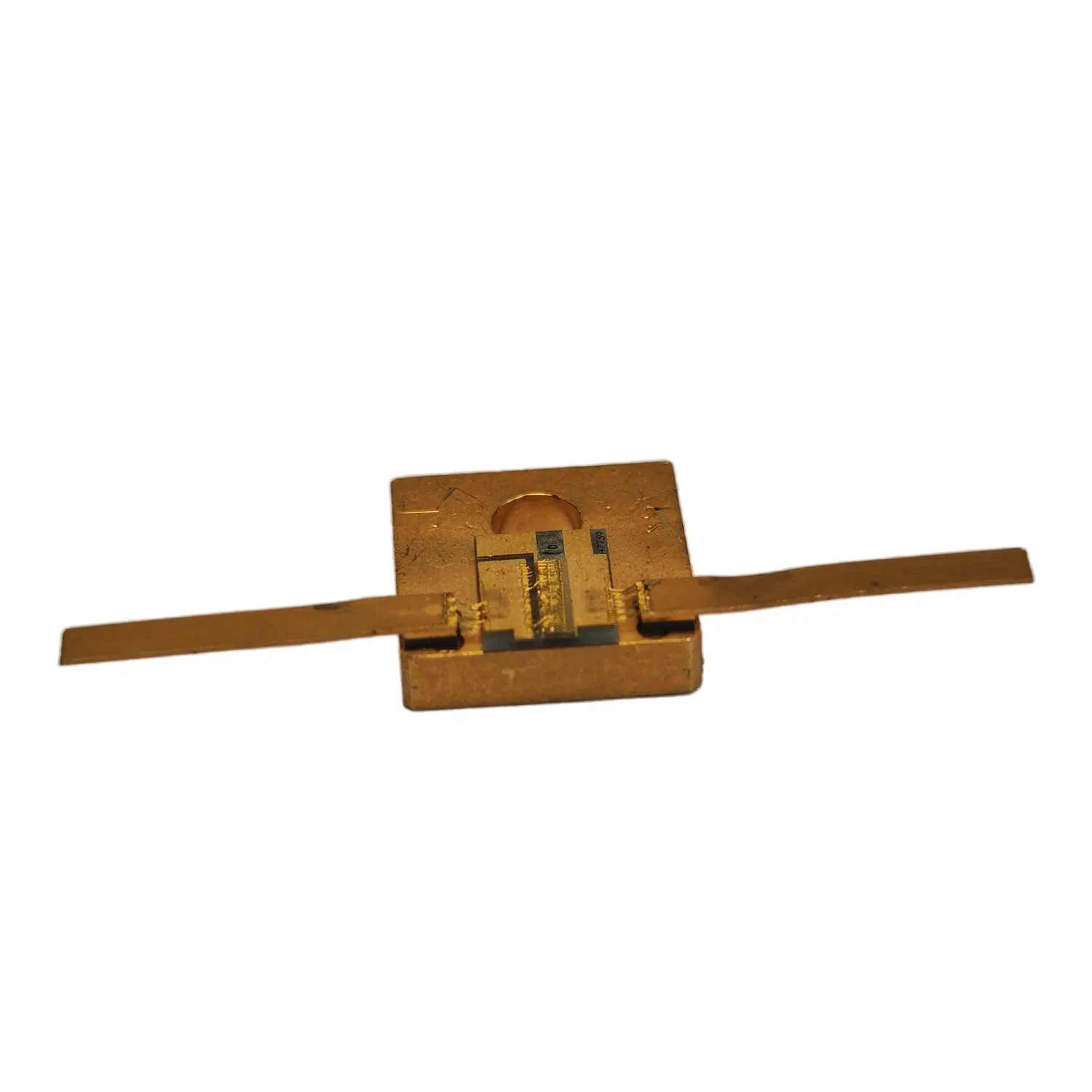 High Power 808nm 10W CT-Mount Cw Ld Laser Diode for Industrial, Laser Engraving, Pumping &amp; Medical Aesthetic Applications