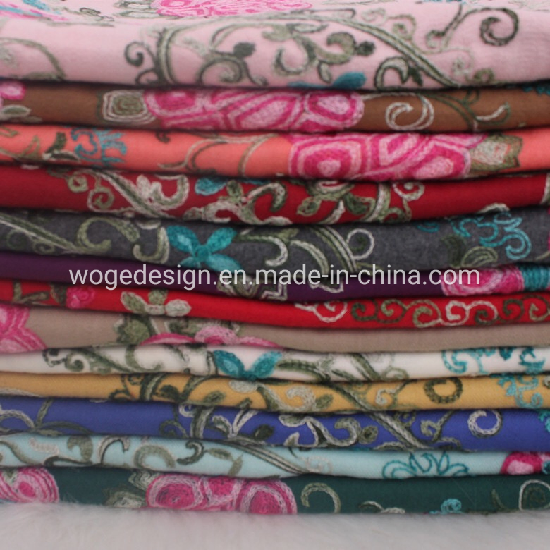 New Designer China Factory Vintage Women Cashmere Feeling Scarf Stole Winter Twill Boho Flower Embroidery Pashmina Shawl