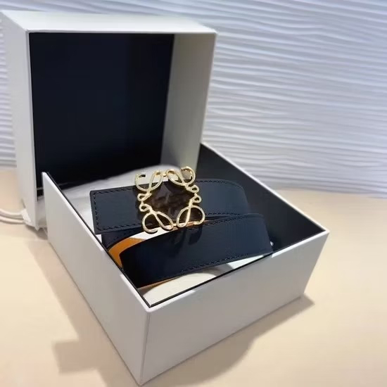 Top-Tier Leather Accessory for Gift with 1: 1 Ratio Style