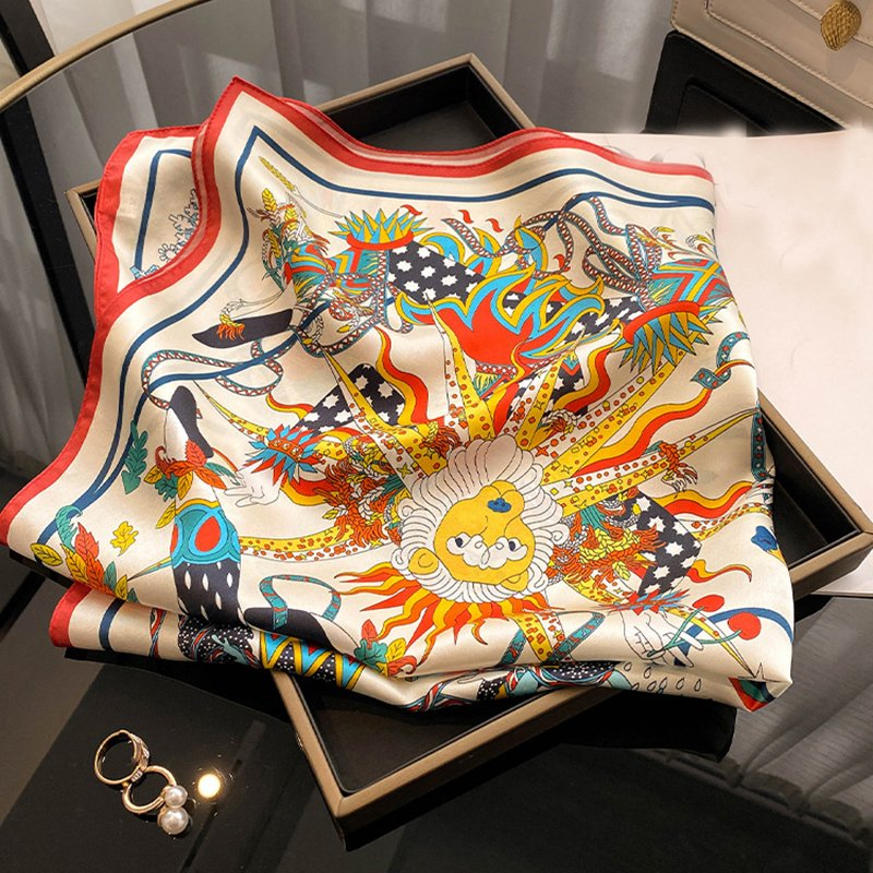 Printed Lady High-End Silk Scarf 100% Mulberry Silk Square Shawl