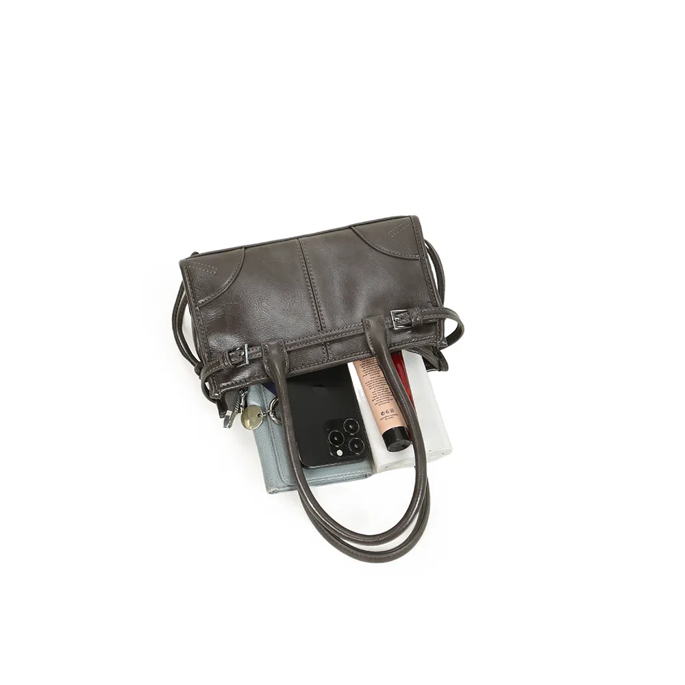 Shoulder Bag Detail 8