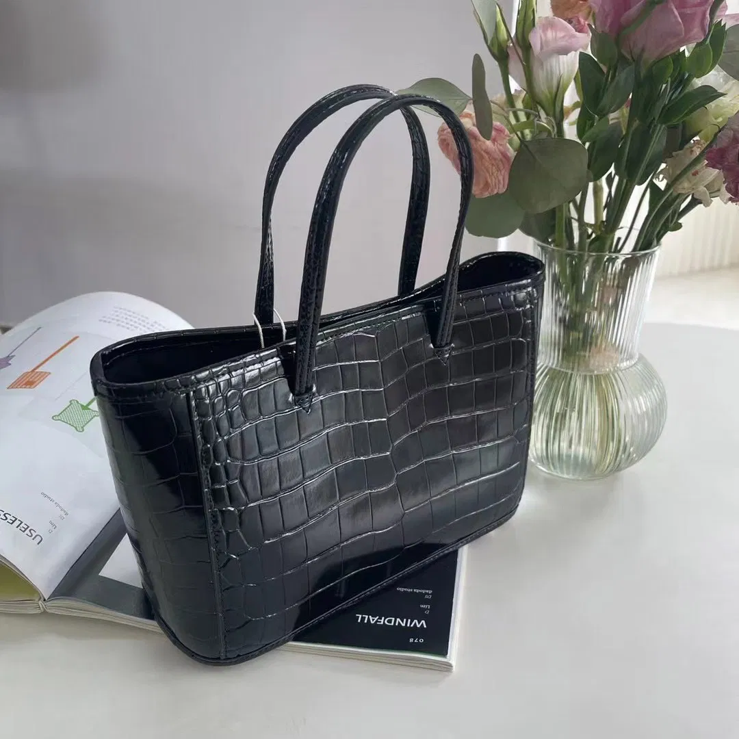 (V671) Light Luxury Alligator Leather Women's Stylish Commuter Tote