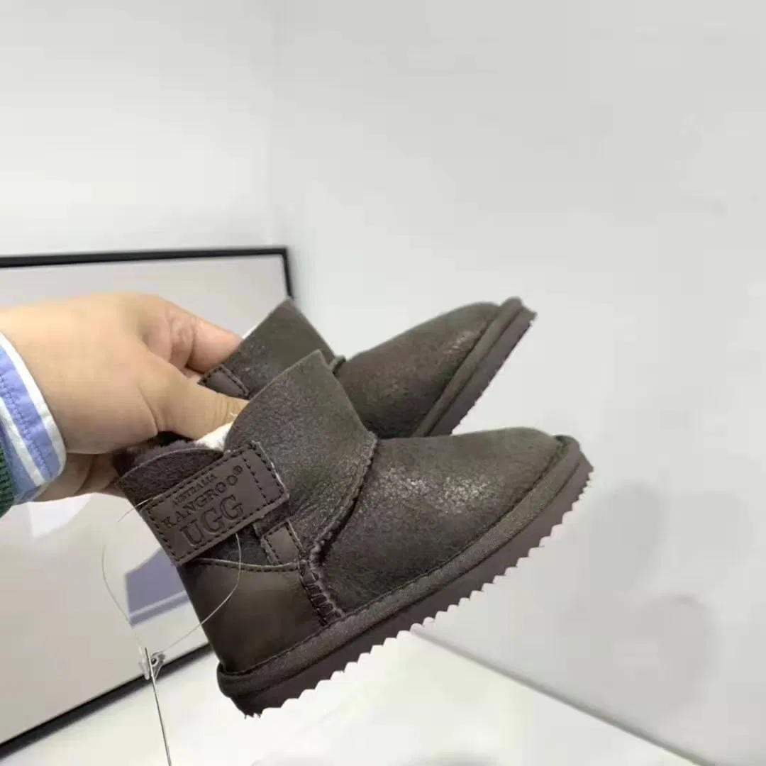 Wholesale Classic Winter Footwear for Leisure Time Women Style