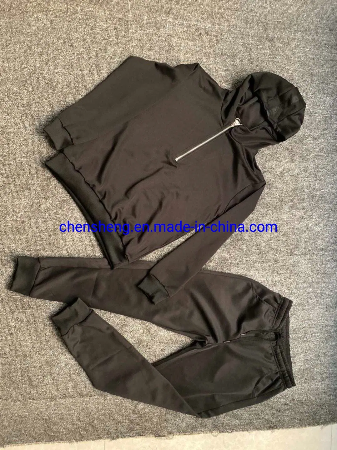 Sports Track Suit Custom 100% Polyester Training Windproof Mens Jogging Wear for Outdoor Game Workout Casual