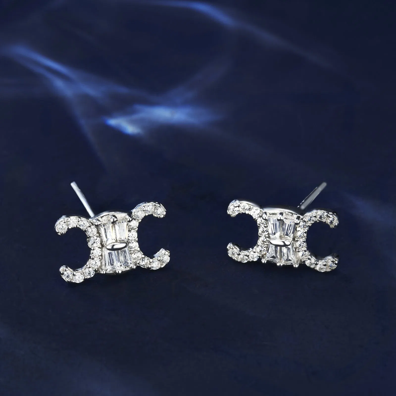 Fashion Earrings Gold Plating with Zirconia 925 Silver Stud Earring OEM Jewelry Factory