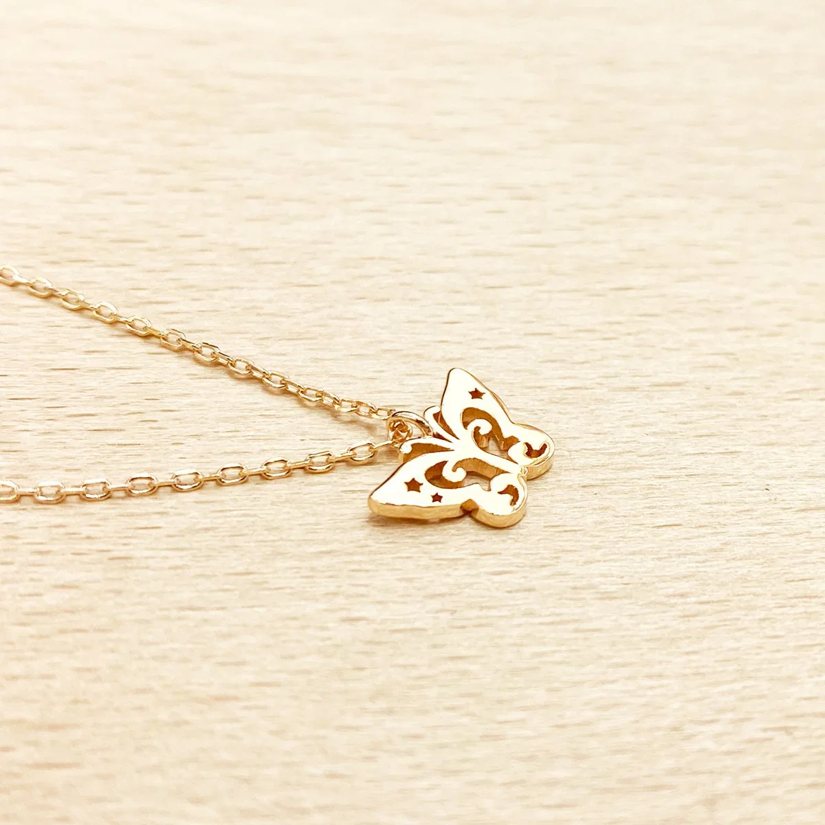 Amazon Fashion Ins Simple Butterfly Shaped Plain Design Necklace Sterling Silver Jewelry